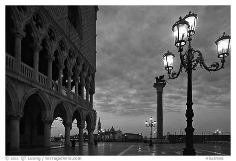Black And White Picturephoto Lamp Column With Lion Piazza San Marco