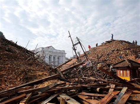 Shocking Images Show Destruction After The Earthquake In Nepal Nepal Earthquake Earthquake