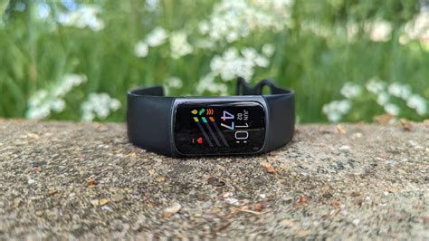 Fitbit Charge 5 Review Saga Exceptional