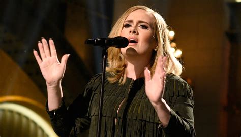 Adele Reveals How She Reacted To SNLs Hello Spoof Photo Adele Saturday Night Live Just