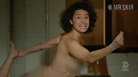 Curly And Funny Actress Ilana Glazer Actually Loves Flashing Her Big Tits Video