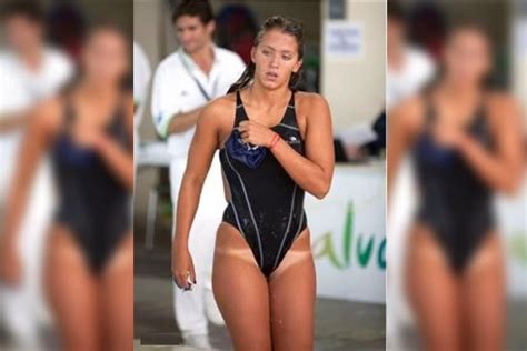 female athletes sport girl tan lines