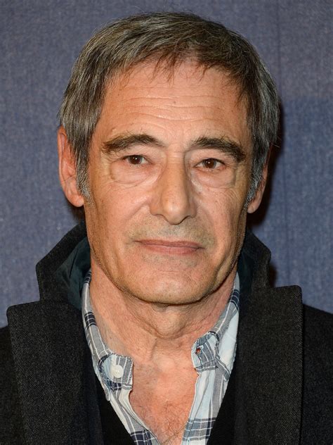 He took on a role in vous n'aurez pas l'alsace et la lorraine in 1977 on an offer from actor coluche. Gérard Lanvin - FILMSTARTS.de
