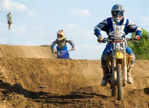 Dirtbikes are a better tool for the job. 12 Routine Maintenance Tips for Dirt Bikes - OnAllCylinders