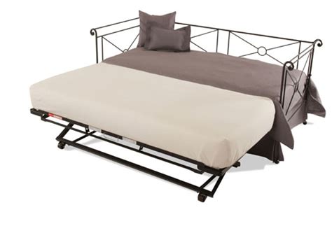 We found that we did not enjoy any of the pop up bed frames that are available for purchase online. Daybed With Pop Up Trundle with Mattresses | CozyHouze.com