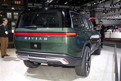 Rivian R1s Electric Suv First Look Autotrader