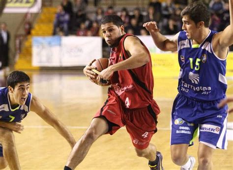 Faltas Del Baloncesto Tipos Reglas Tiros Libres Y Mas