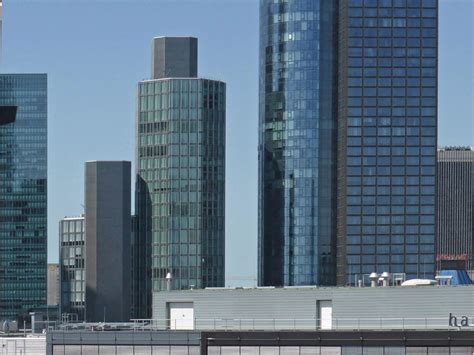 Frankfurt airport and travelling by train to mainz hbf and there will be 4 of us going. garden-tower-frankfurt-financial-district-cbd-neue-mainzer ...