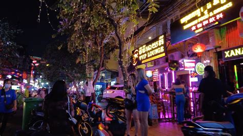 Cambodia Nightlife In Phnom Penh City Street 136 Tourism And Nightlife