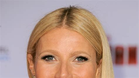 Gwyneth Paltrow Goop Sex Toy Guide Gold Dildo Glamour Uk