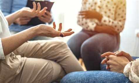 Support Groups Types Benefits And What To Expect HelpGuide Org