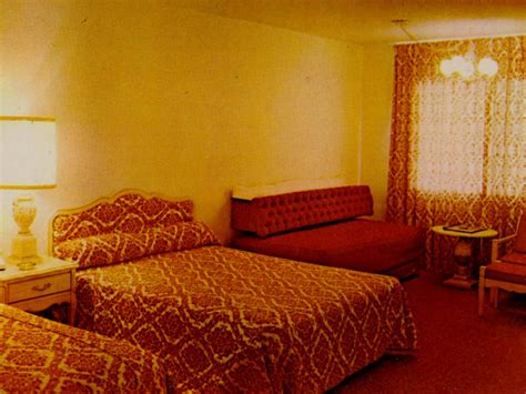 Dead Motels Usa Motel Rooms Through The Decades From Top To