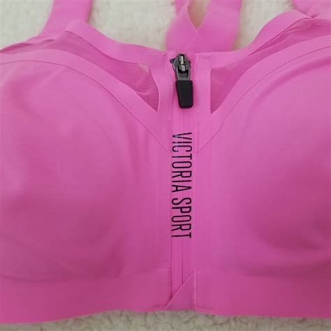 Victoria S Secret Incredible Knockout Ultra Max Maximum Support Sports Bra In Neon Pink