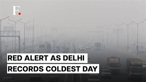 Temperature Drops In Indian Capital Dense Fog Delays Trains Flights