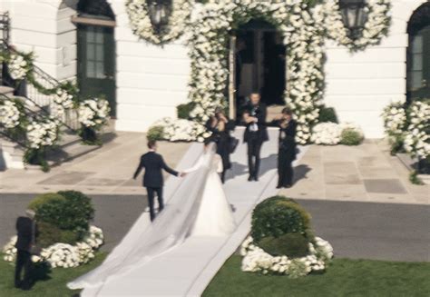 Bidens Granddaughter Naomi Peter Neal Wed At White House Wbbj Tv