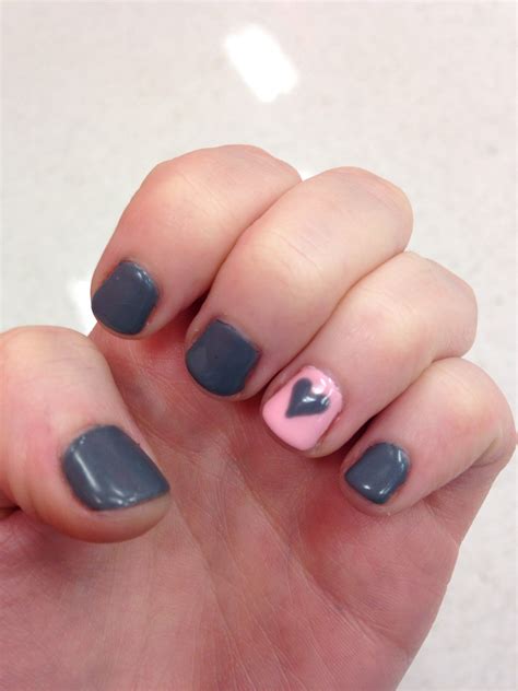 Pink and grey heart. Gel manicure | Manicure, Gel manicure, Nails