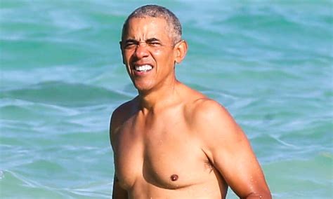 Barack Obama And His Daughters Malia And Sasha Enjoy Hawaii