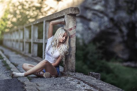 Hintergrundbilder Frau Modell Blond Frauen Im Freien Arme Nach