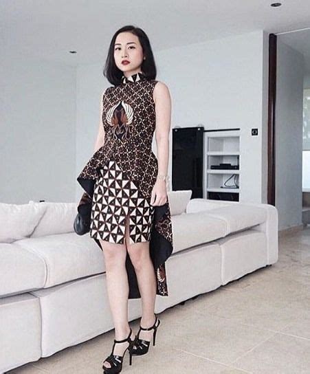 Maybe you would like to learn more about one of these? Model Baju Batik Pesta Untuk Wanita. Model baju batik ini ...