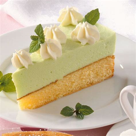 We did not find results for: Besonders Kinder lieben den giftgrünen Waldmeisterkuchen ...