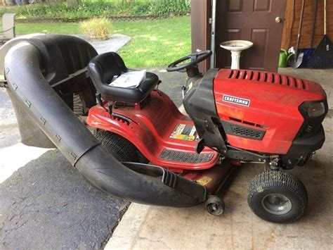 Craftsman Lawn Tractor With Grass Catcher Live And Online Auctions On