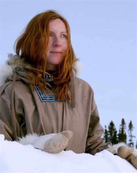 Lisa Fenton Female Survival Expert And Bushcraft Skills Instructor