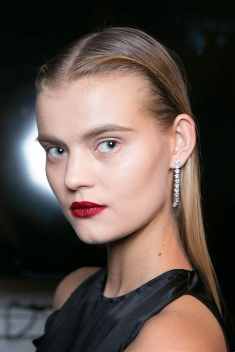 2016 Fall Winter 2017 Hairstyles Looks On The Runway