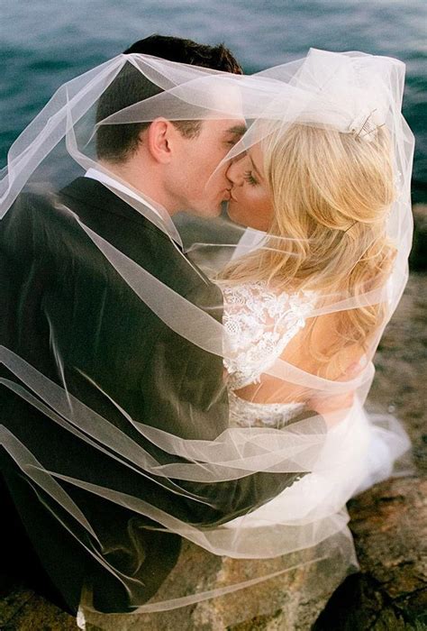 48 Most Creative Wedding Kiss Photos Wedding Photography Styles
