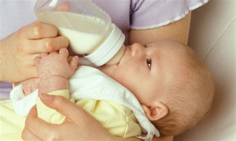 Mothers Are Selling Their Breast Milk On Facebook Daily Mail Online