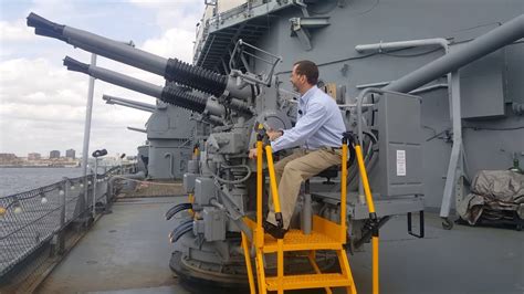 Battleship New Jerseys Quad 40 Bofors Gun Youtube