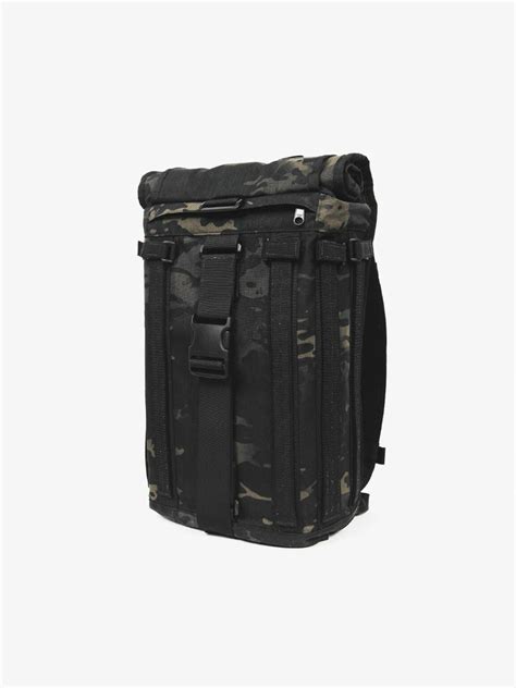 The R6 Arkiv Field Pack By Mission Workshop Made In The Usa