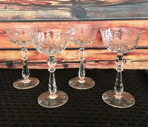 Alibaba.com offers 4,553 crystal champagne glasses products. Libbey Rock Sharpe Champagne Coupe Vintage Crystal ...