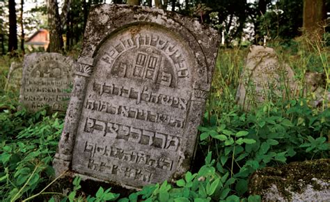 Headstones Used In Warsaw Park Returning To Jewish Cemetery The Times