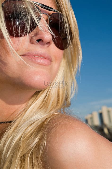 Blonde Woman Wearing Sunglasses Picture And Hd Photos Free Download On Lovepik