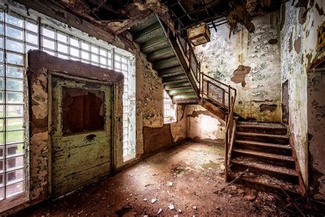 Women S Ward Stairs Trans Allegheny Lunatic Asylum Walter Arnold Photography The Art