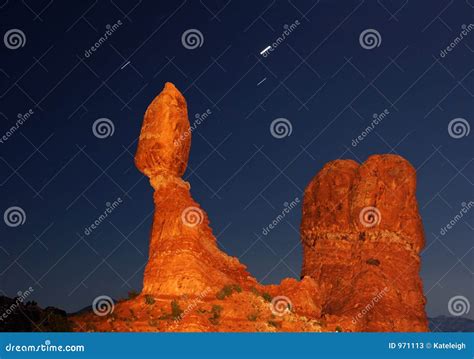 Balanced Rock At Night Stock Image Image Of Rocks National 971113