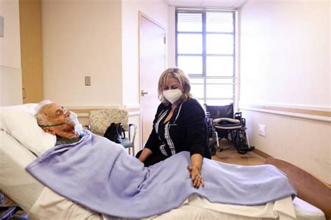 After Pandemic Disaster California Looks To Solve Longstanding Nursing