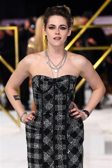 Kristen Stewart At Charlies Angels Premiere In London 11202019