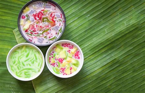 Thai Dessert Thai Rice Flour Pandan Leaf Cantaloupe Jelly Mixed Fruit