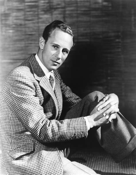 Pictures Of Leslie Howard