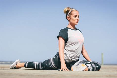 10 Best Yoga Poses For Beginners To Increase Mobility