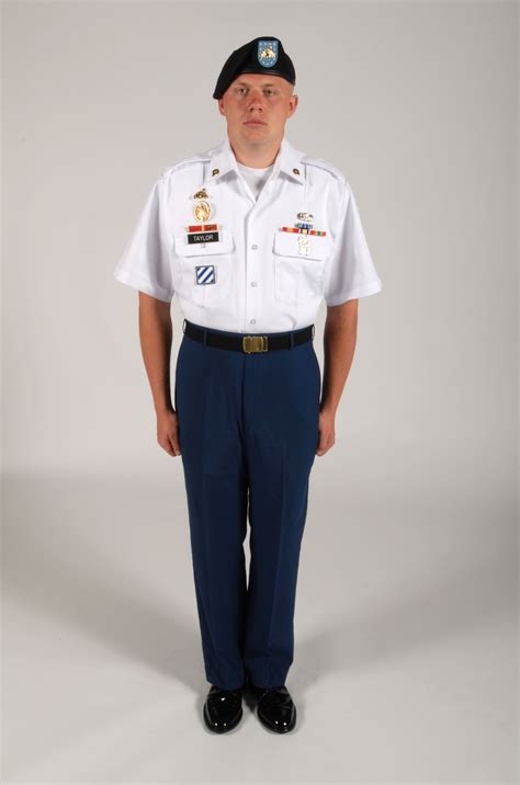 Us Army Enlisted Uniform