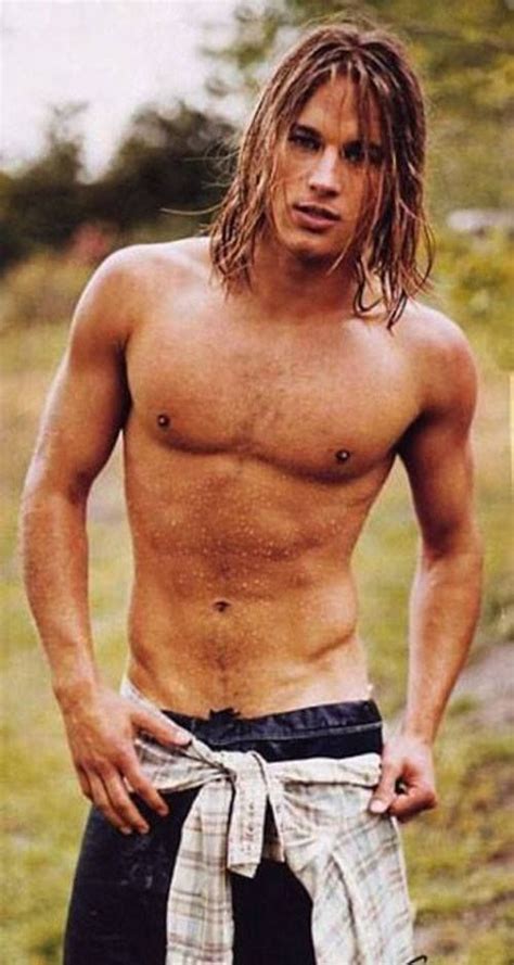 Young Travis Fimmel Long Hair Styles For Men