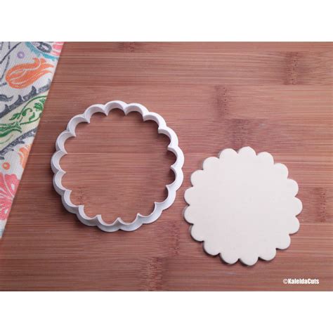 Scalloped Circle Cookie Cutter Kaleidacuts