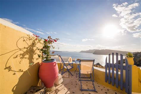 The Annouso Villa In Oia Has Internet Access And Patio Updated 2022