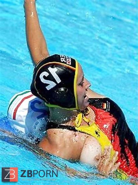 Nipslip At Waterpolo Olympics By Voyeur Troc Zb Porn