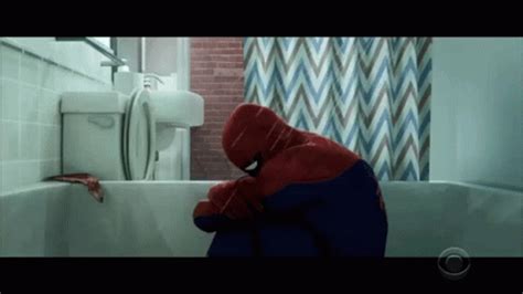 Spider Man Crying Gif Spider Man Crying Sad Gif Ek Felfedez Se S