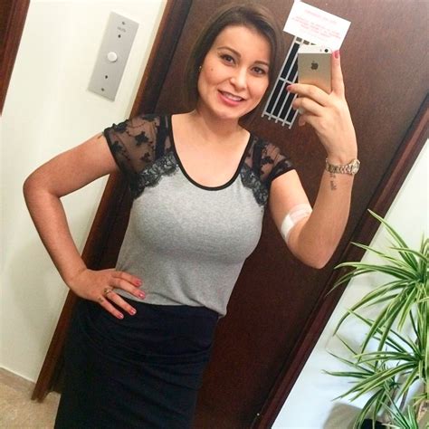 Listen to andressa urach | soundcloud is an audio platform that lets you listen to what you love 181 followers. Após 70 dias, Andressa Urach retira o cateter do braço e ...