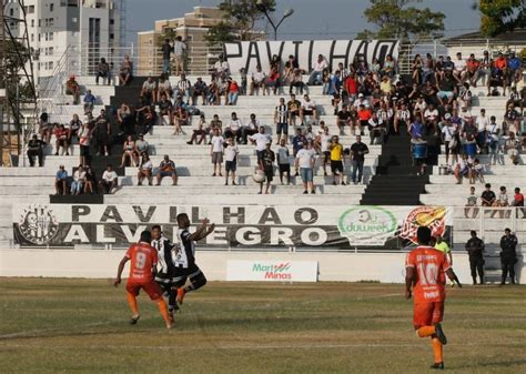 Tbt Araxá venceu o Coimbra B na primeira fase da 2ª Divisão do
