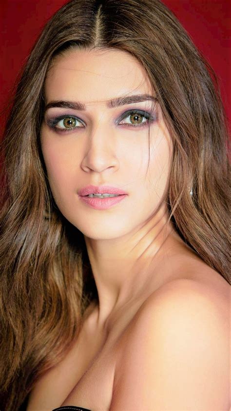 Exclusively For Cum Shooting Practice Presenting Beautiful Face Of Kriti Sanon Have Fun Time
